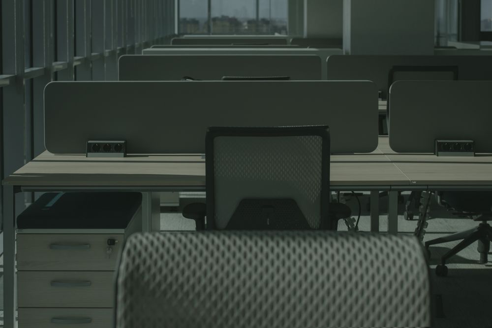 Vue 3 — Poste de travail assis-debout